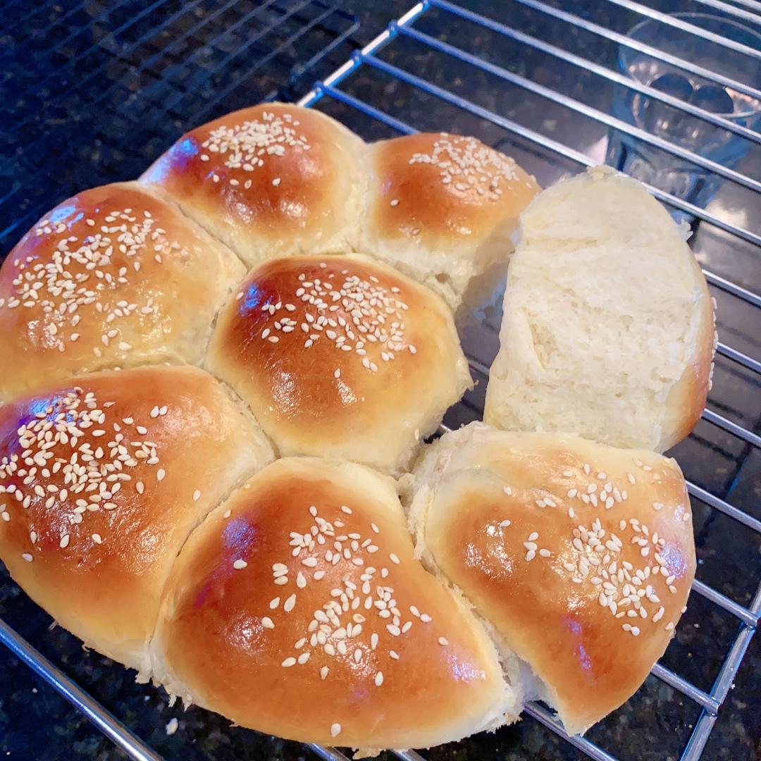 软到不知所措的牛奶卷