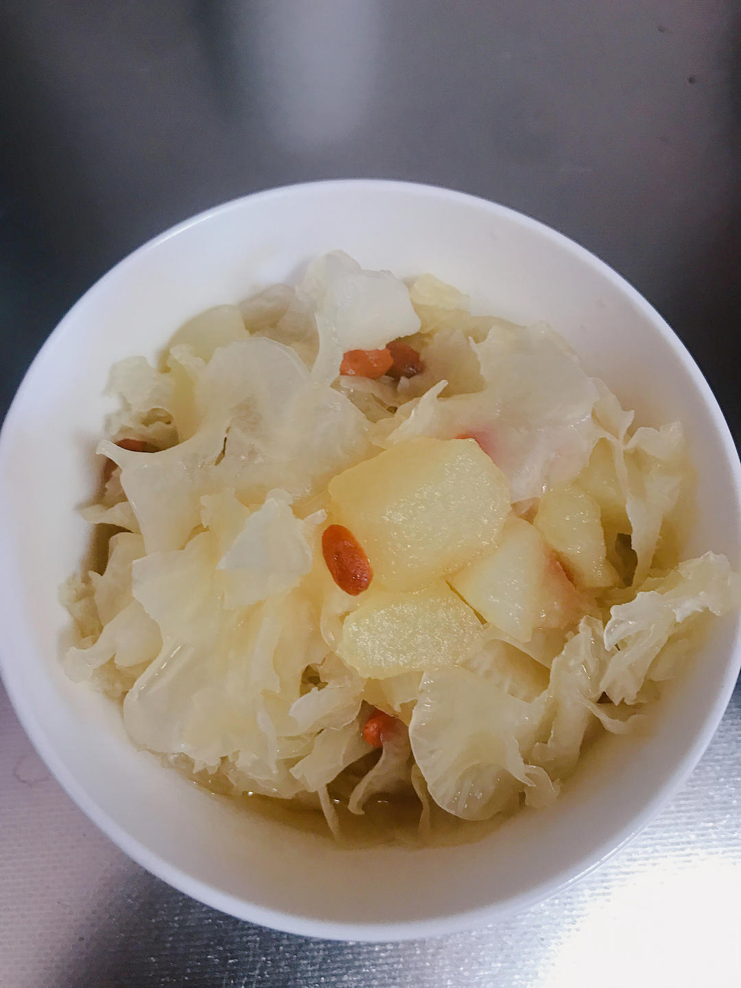 冰糖银耳梨汤