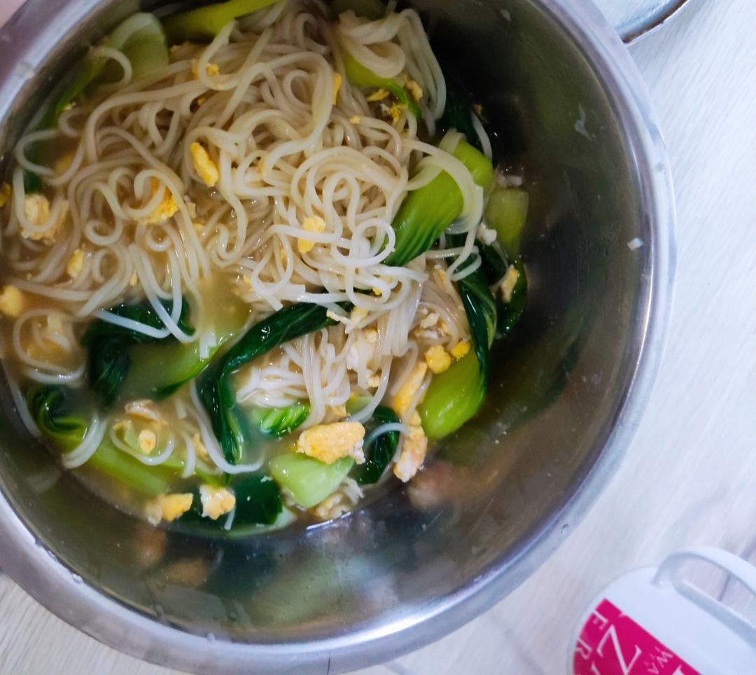 青菜鸡蛋汤面