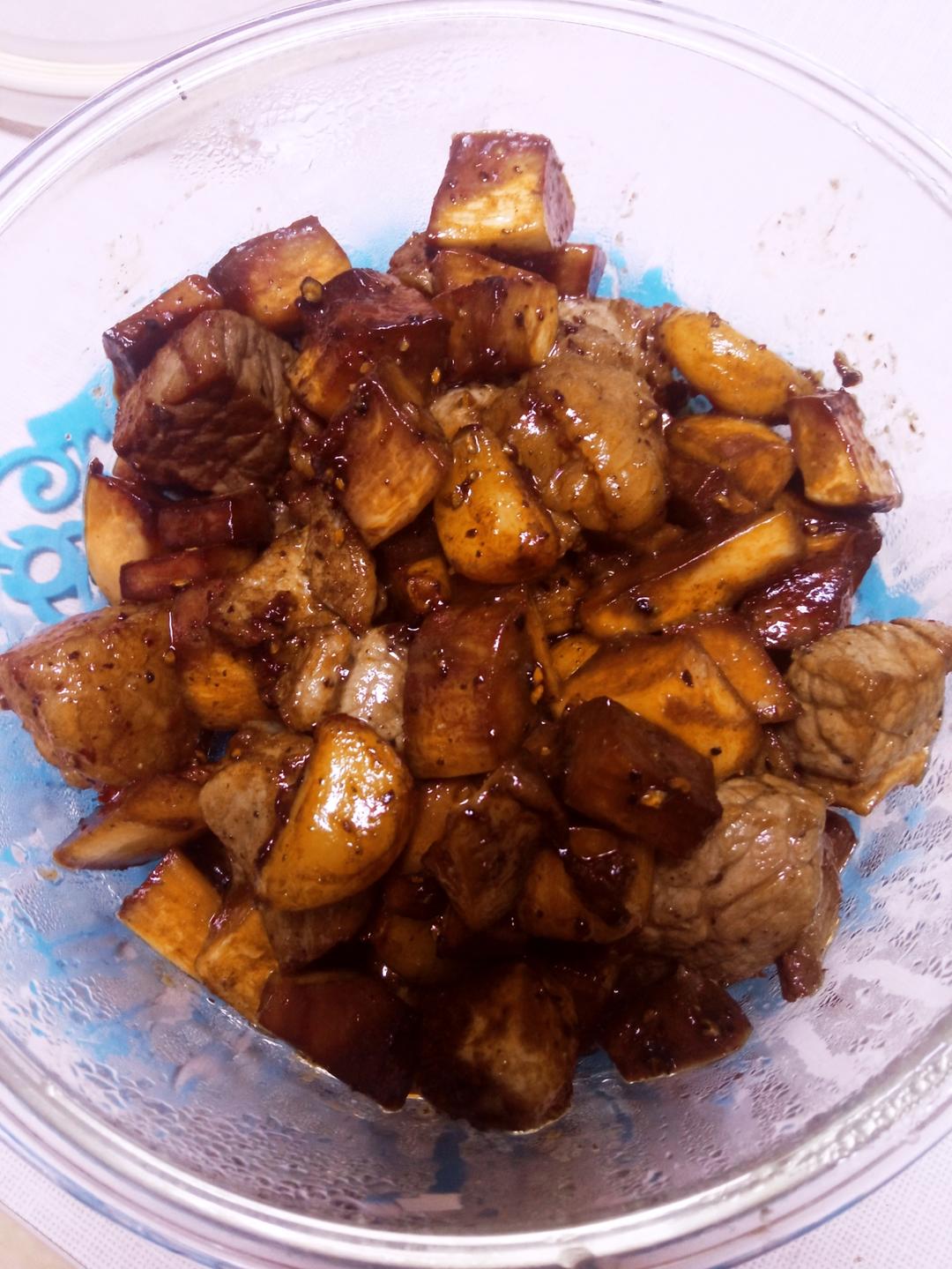 复刻天津桂园餐厅的黑蒜子牛肉粒