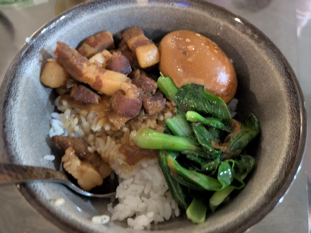 好吃到停不下来的卤肉饭