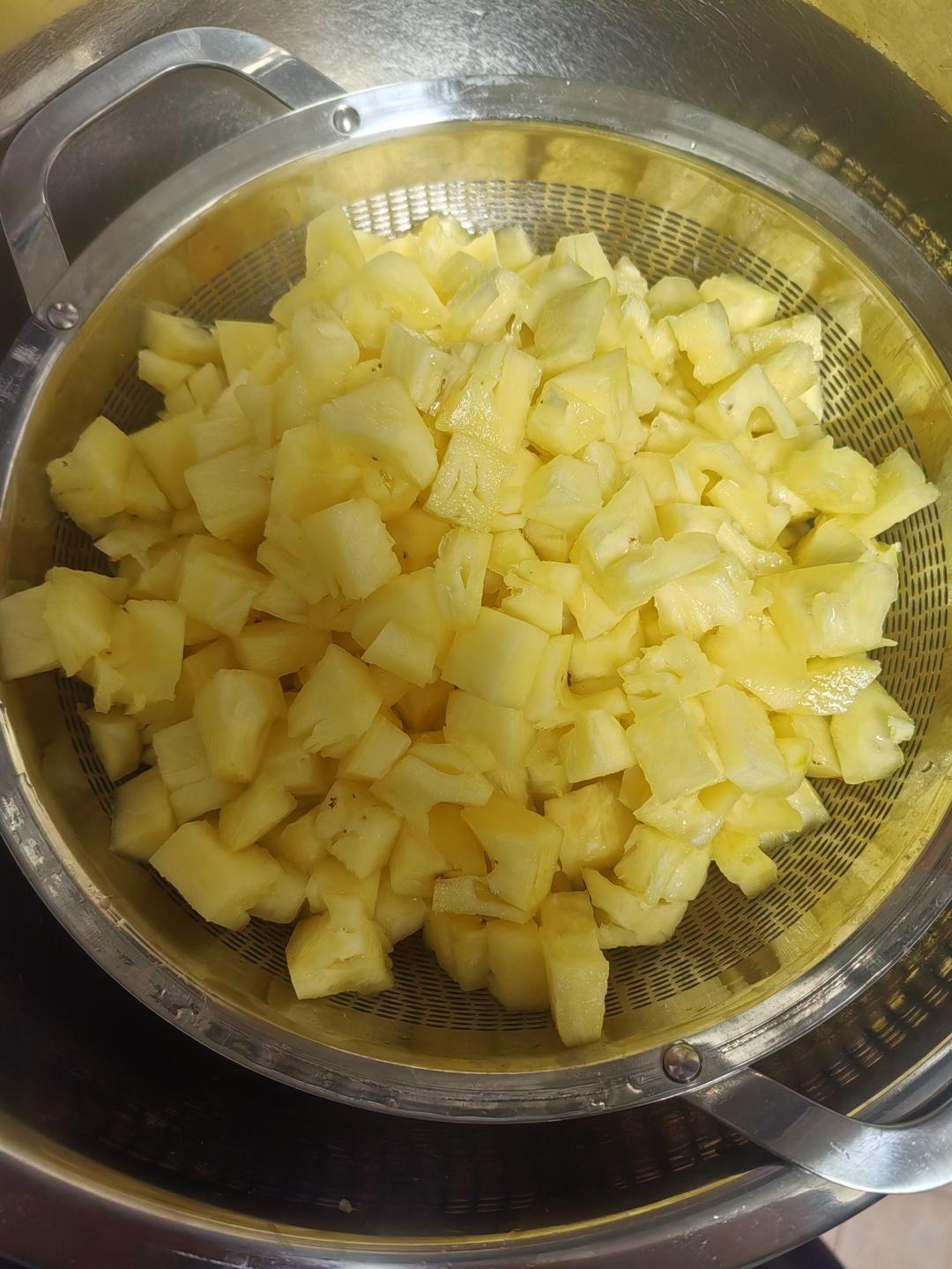 好吃到炸裂的港式菠萝包（附带制作酥皮的小视频）