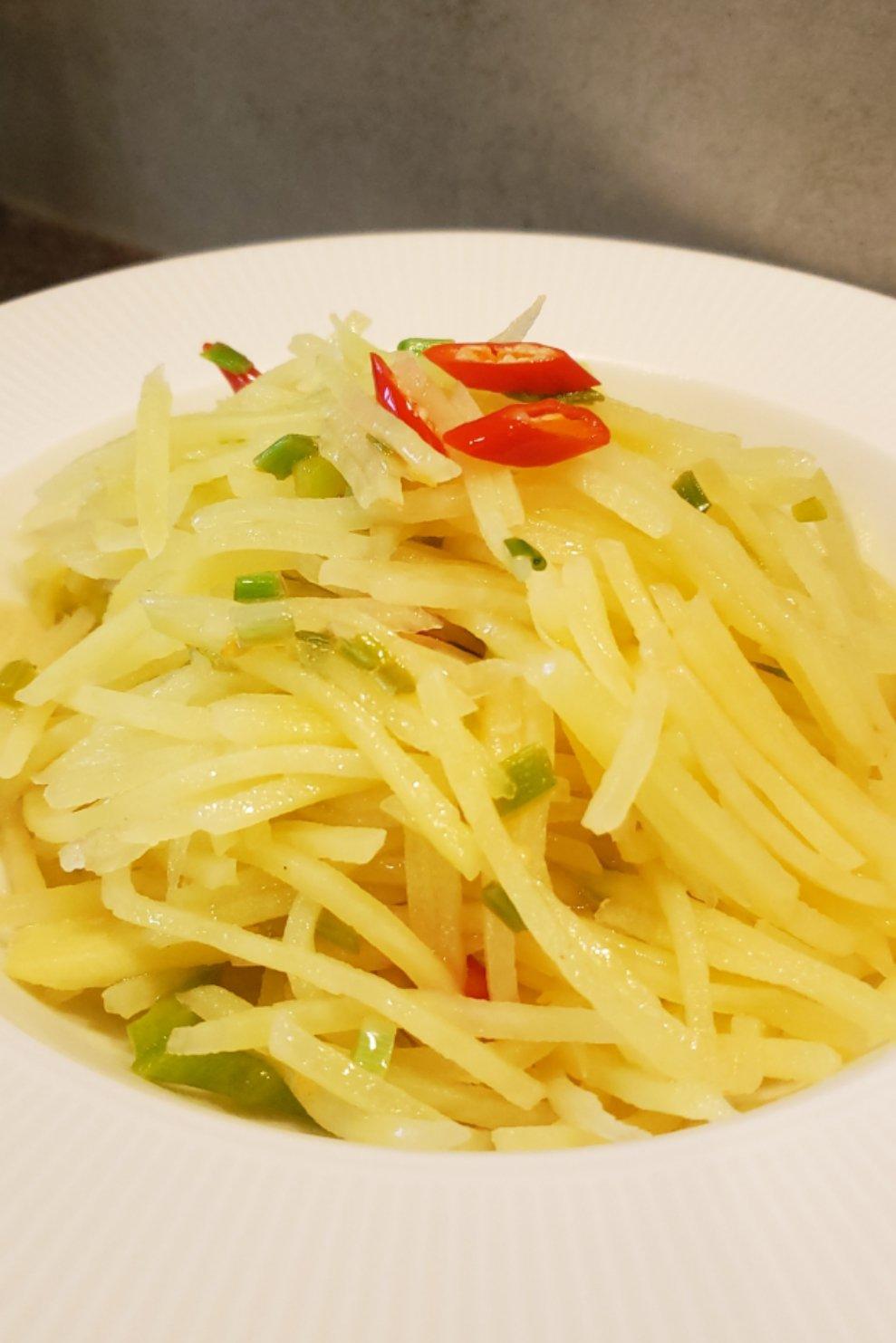 酸辣土豆丝 Shredded Potato
