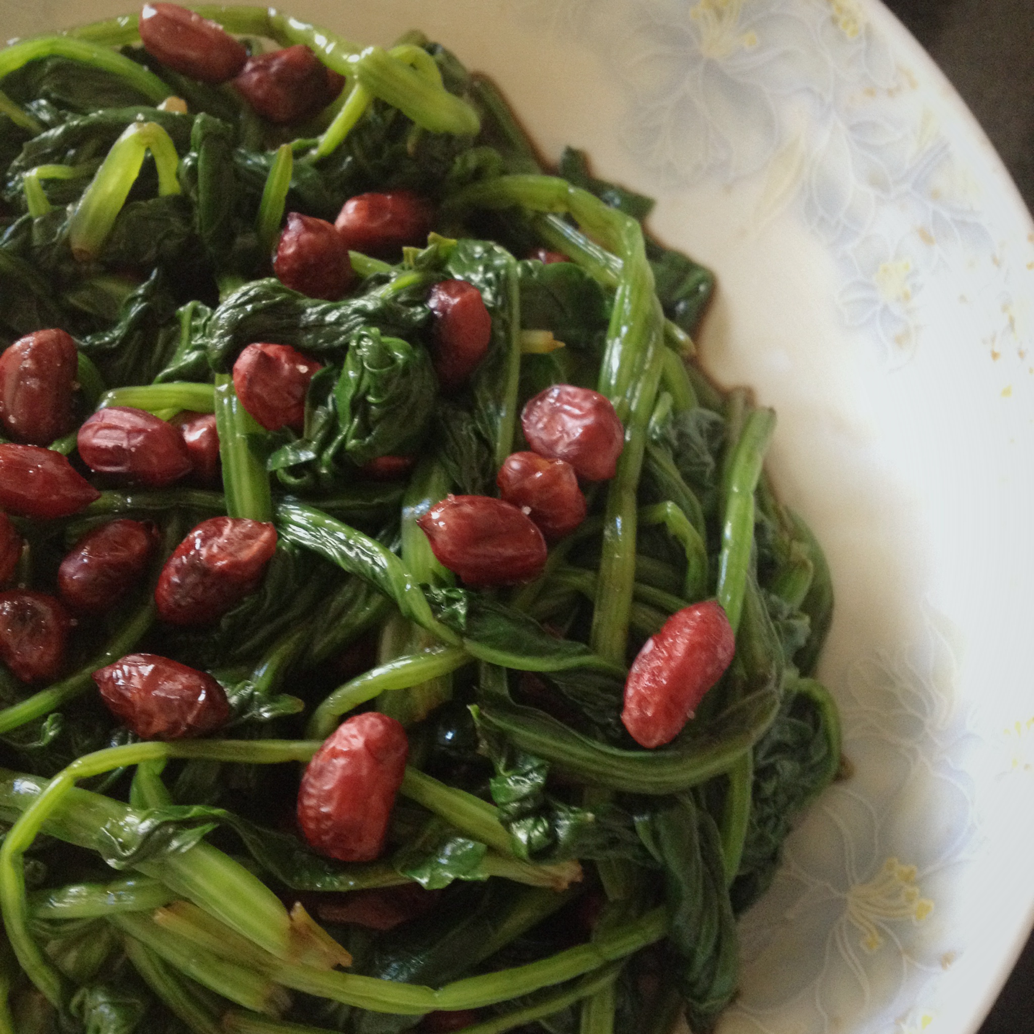 老醋菠菜花生/Vinegar spinach and peanut salad