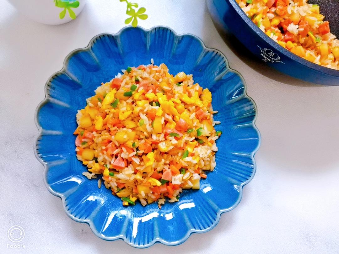 土豆丁炒米饭🍚的做法