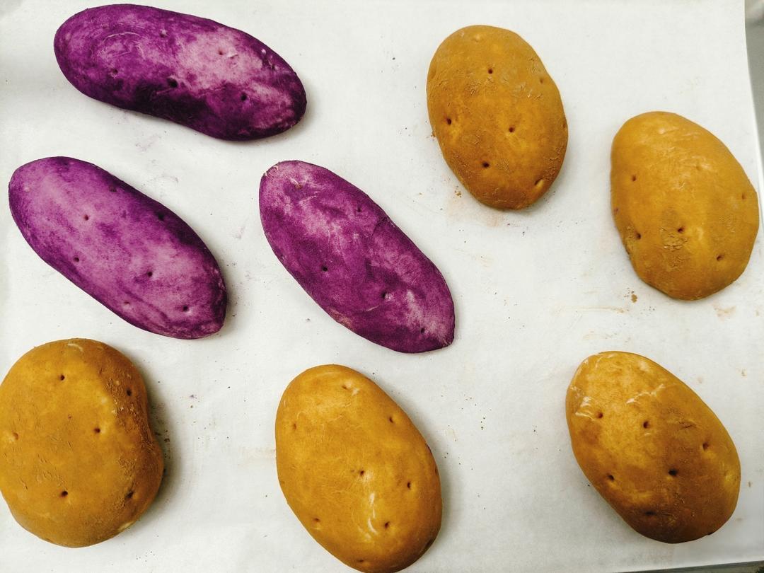 这面包比土豆还像土豆啊