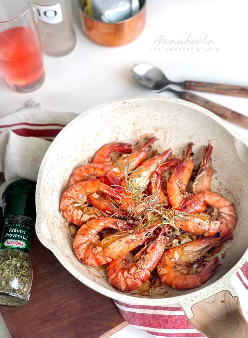 带着高级口感的奶香蒜蓉黑虎虾 最简单的做法出最惊艳的味道的做法