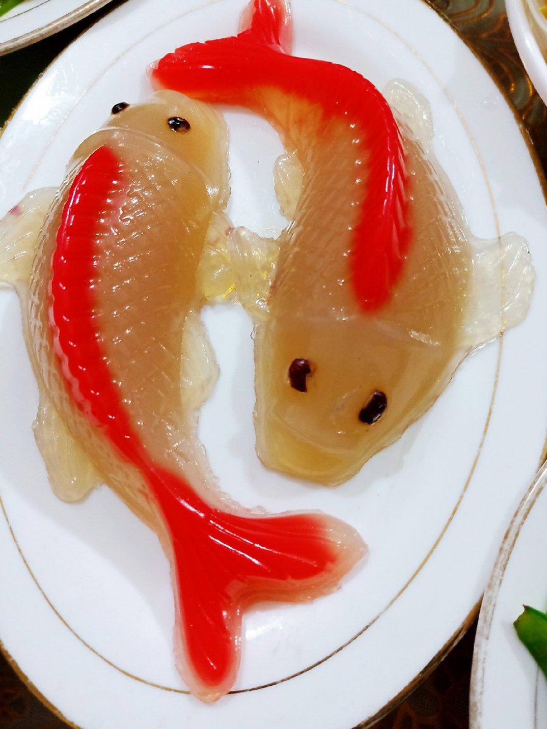 年夜饭桌上最惊艳的压轴甜点：桂花枸杞琉璃鱼