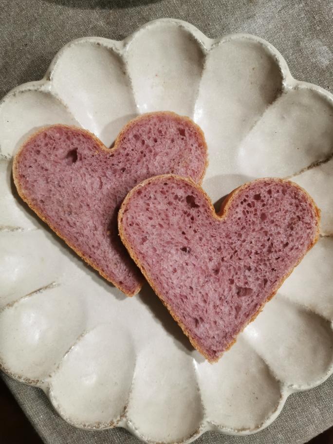 紫薯蜂蜜牛奶鸡蛋吐司