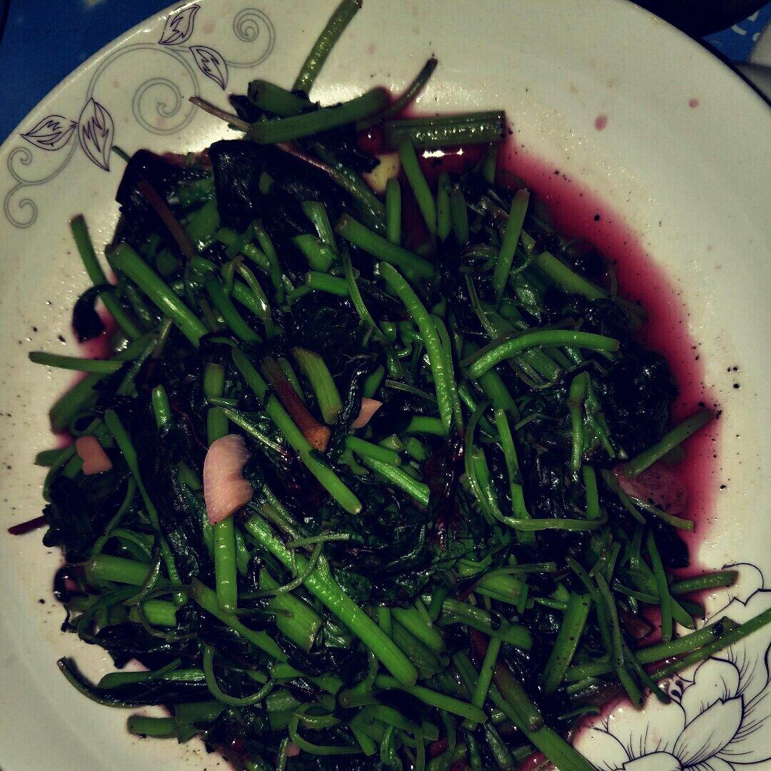 清炒红苋菜