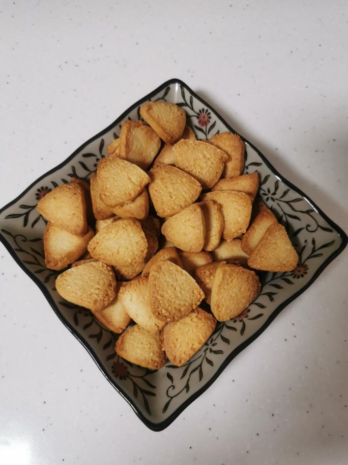 椰香小饼干的做法