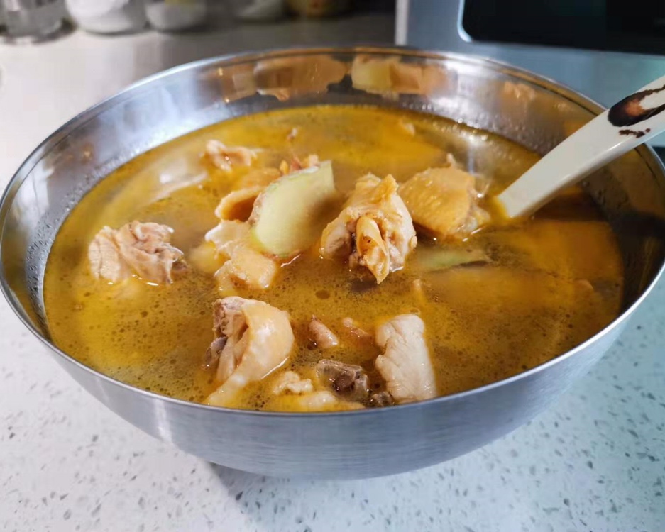 简单又鲜美的土鸡汤的做法