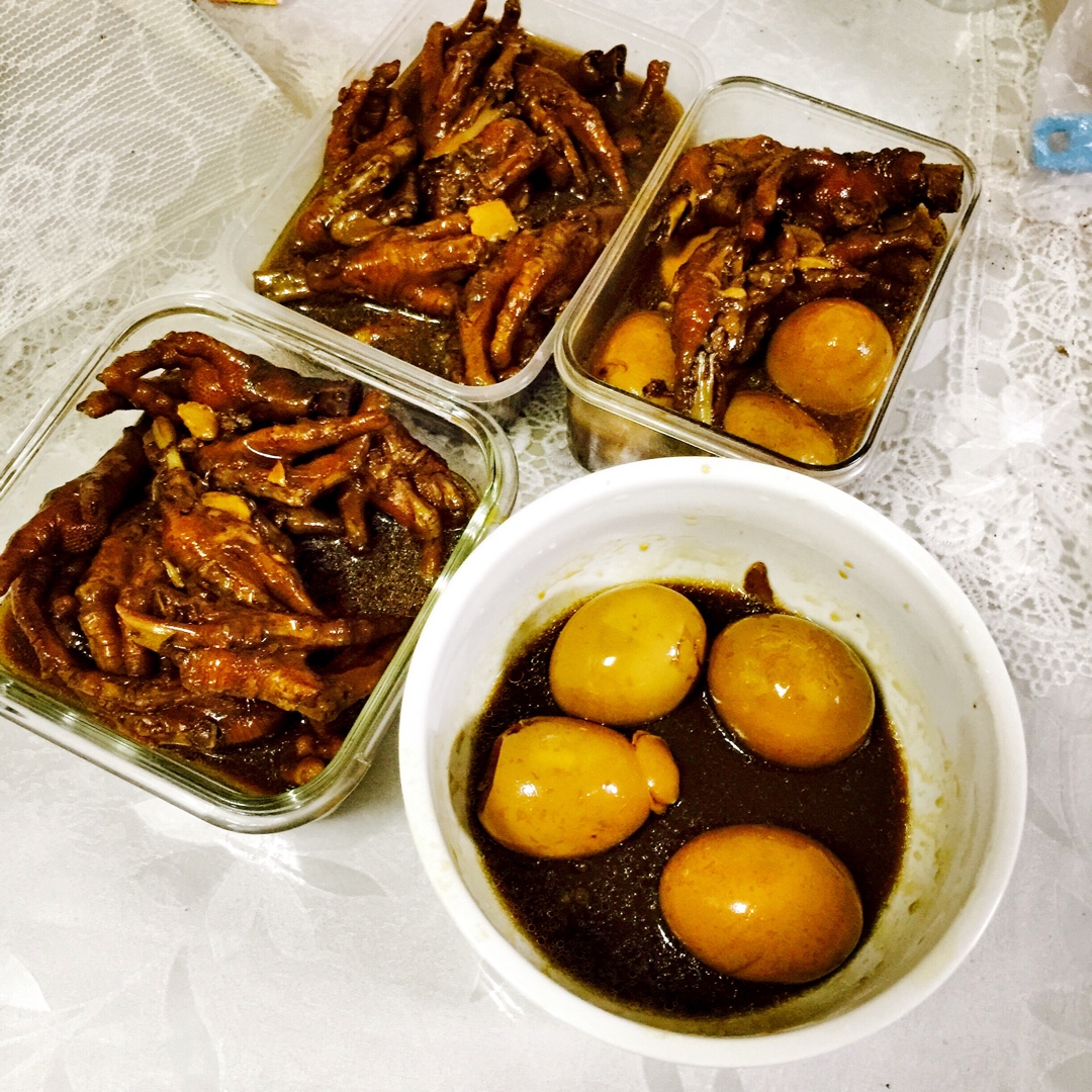 卤鸡脚