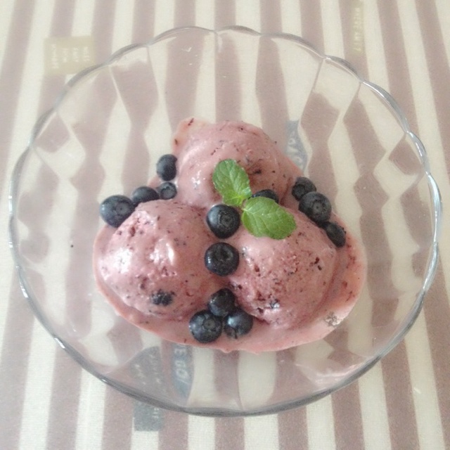 lilydai莉莉做的蓝莓优格冰淇淋(福田淳子版本)