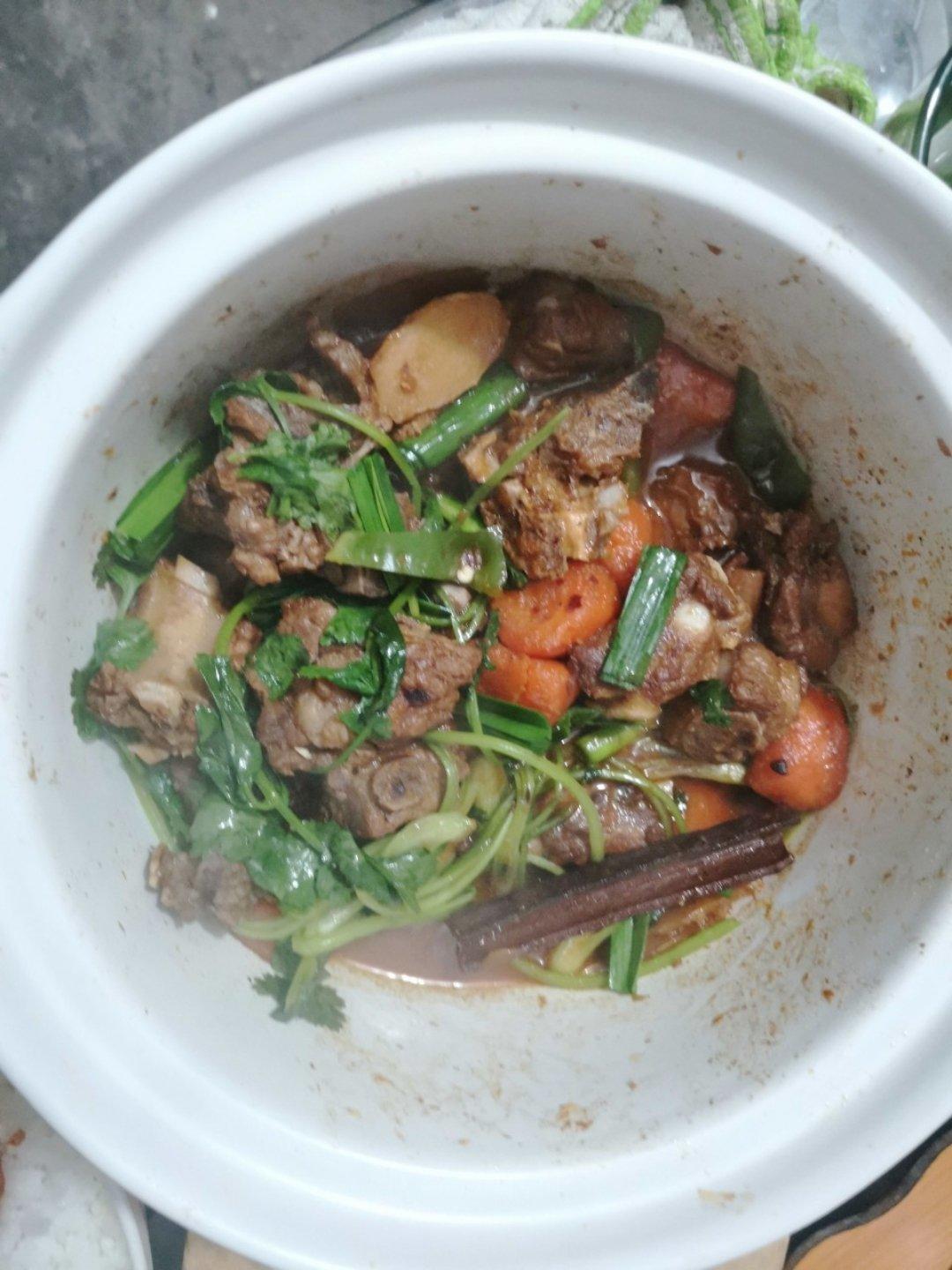 土豆炖排骨