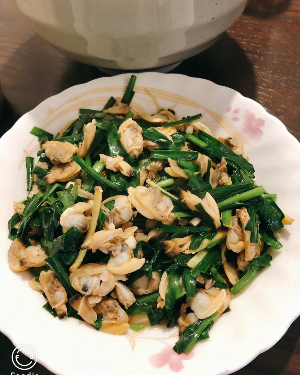 二娇做的韭菜炒蚬肉