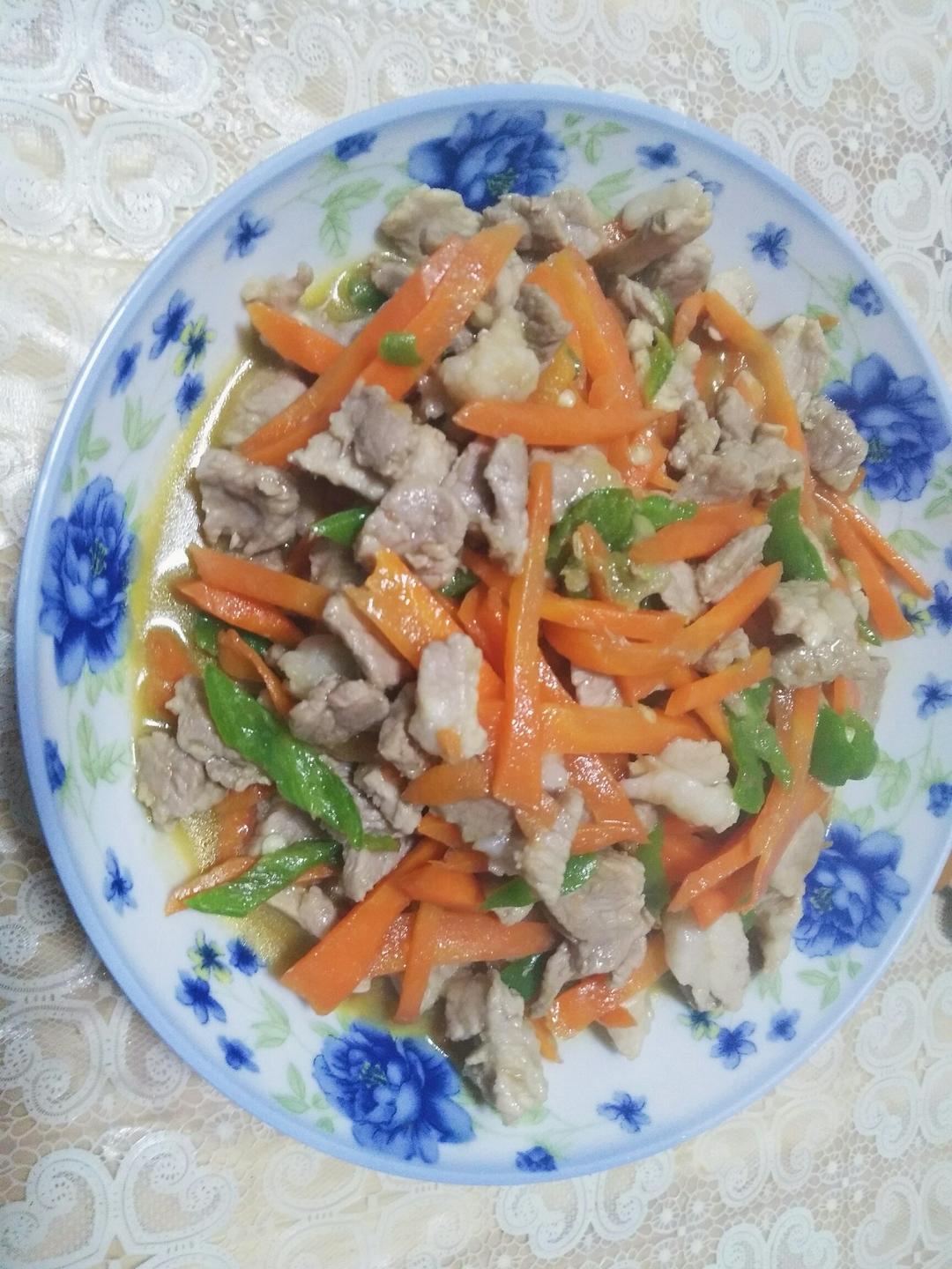 胡萝卜炒肉
