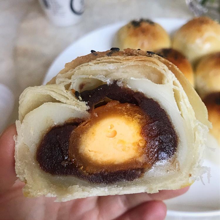 蛋黄酥（不用揉出膜）