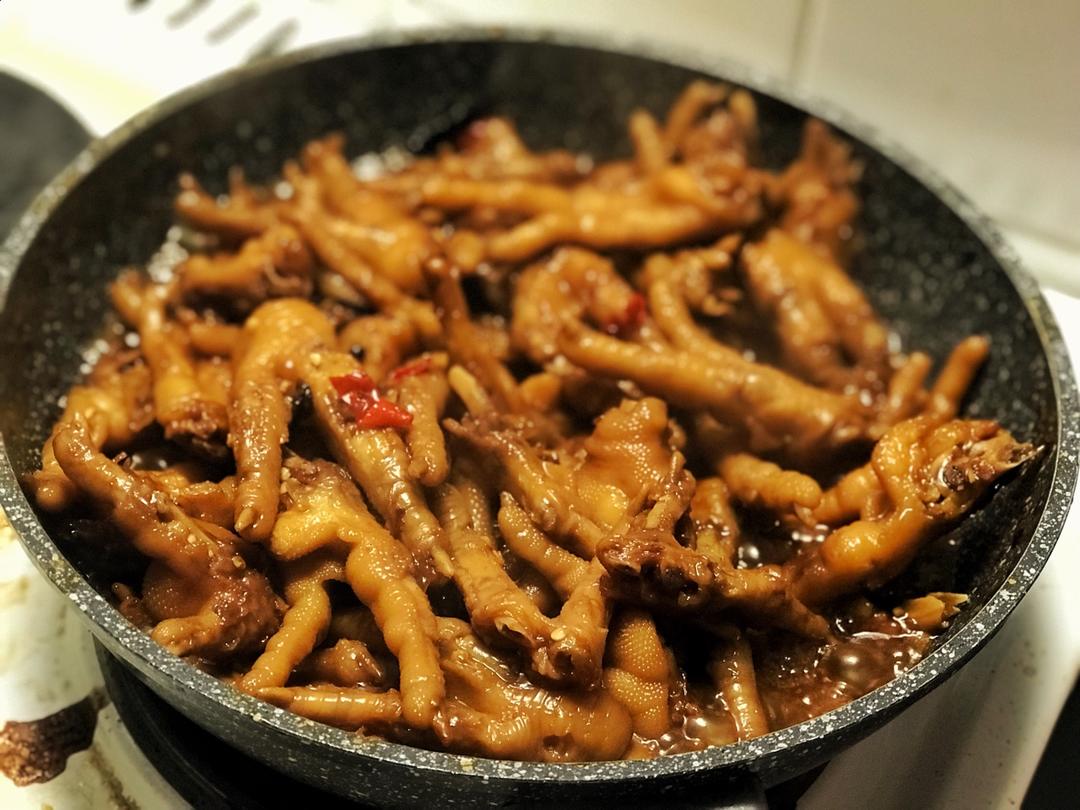 香辣烧鸡爪