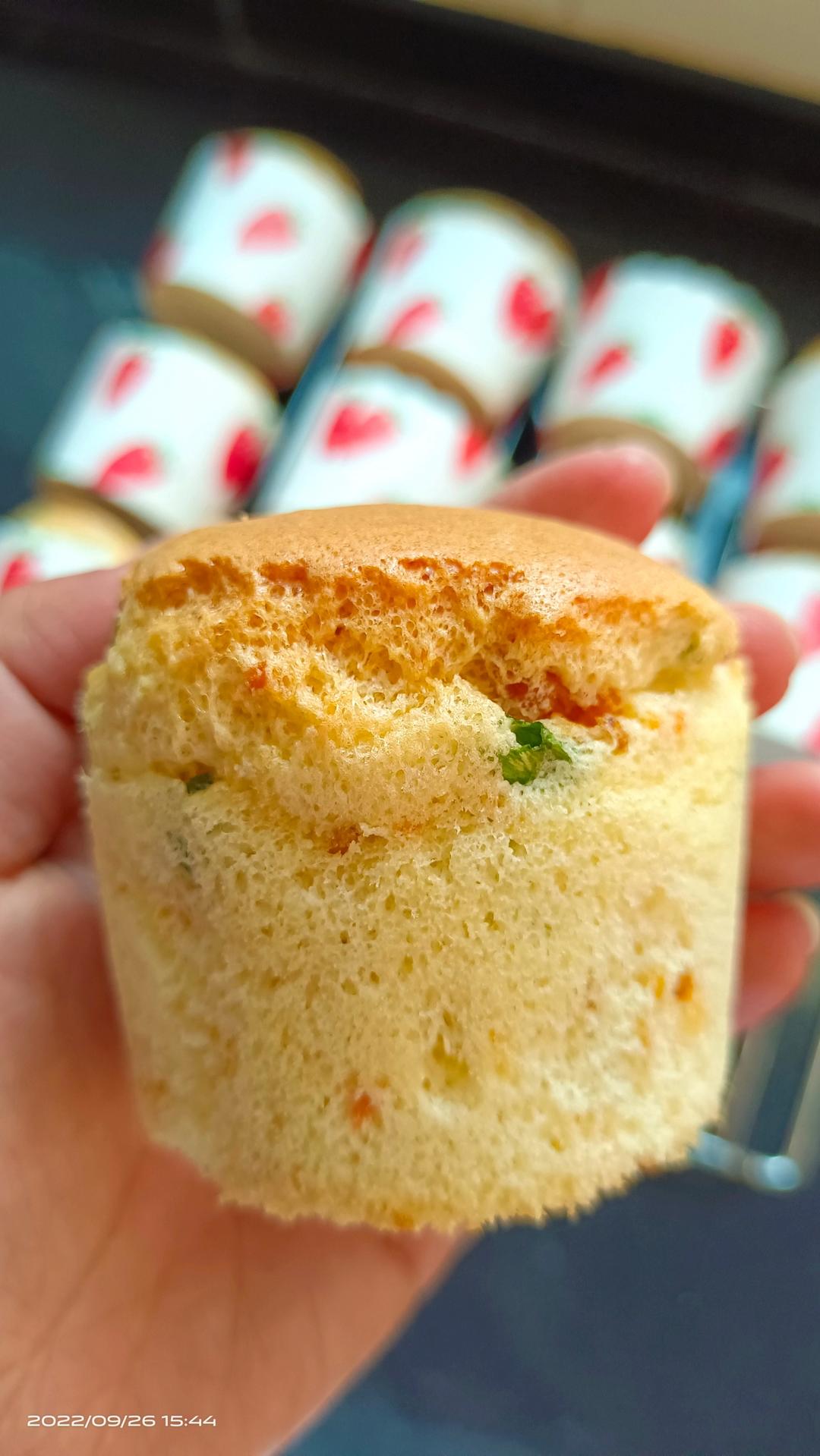 纸杯蛋糕 8寸戚风蛋糕的量