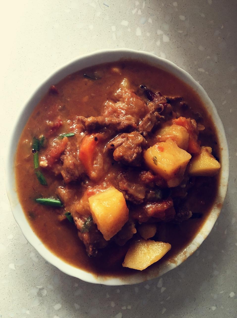 红烧牛肉土豆 （独家秘制）