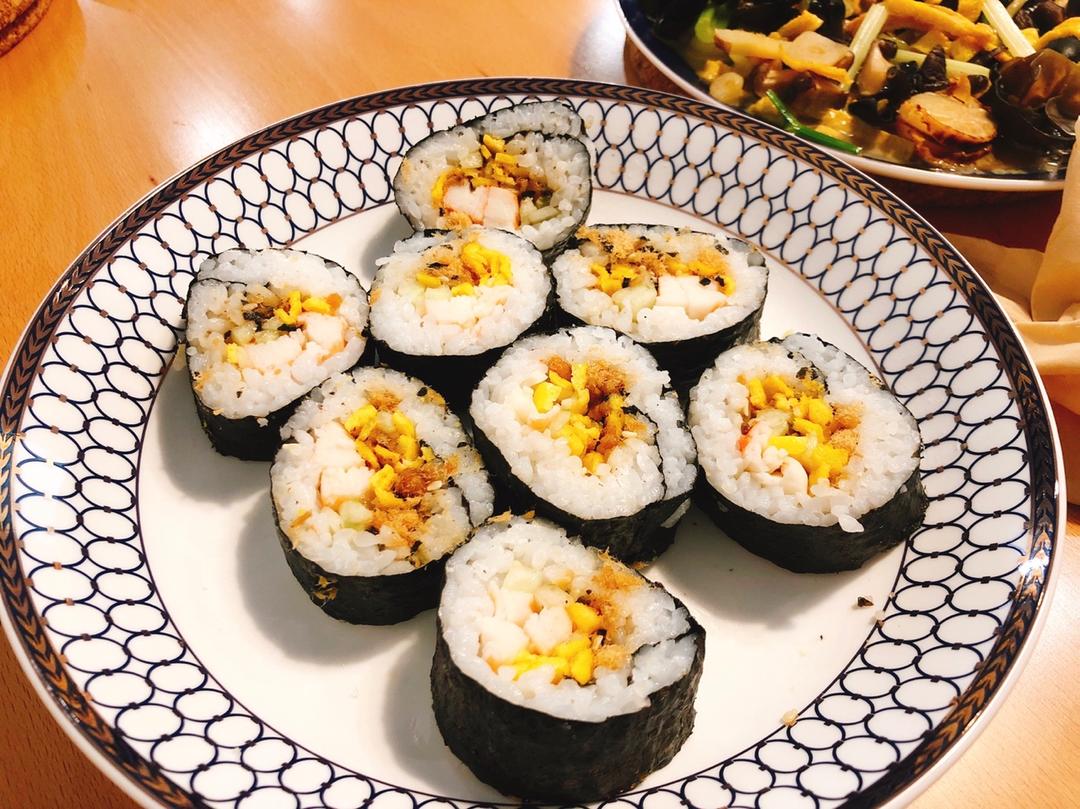 紫菜卷寿司