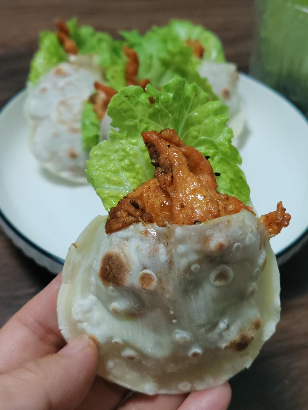 吃剩饺子皮别扔，跟我这样子做