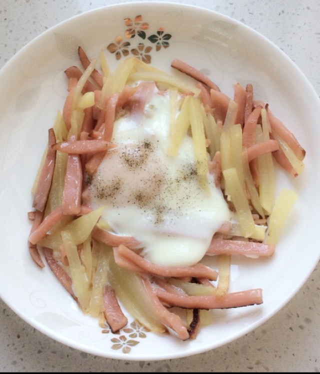 快手早餐—马铃薯火腿蛋