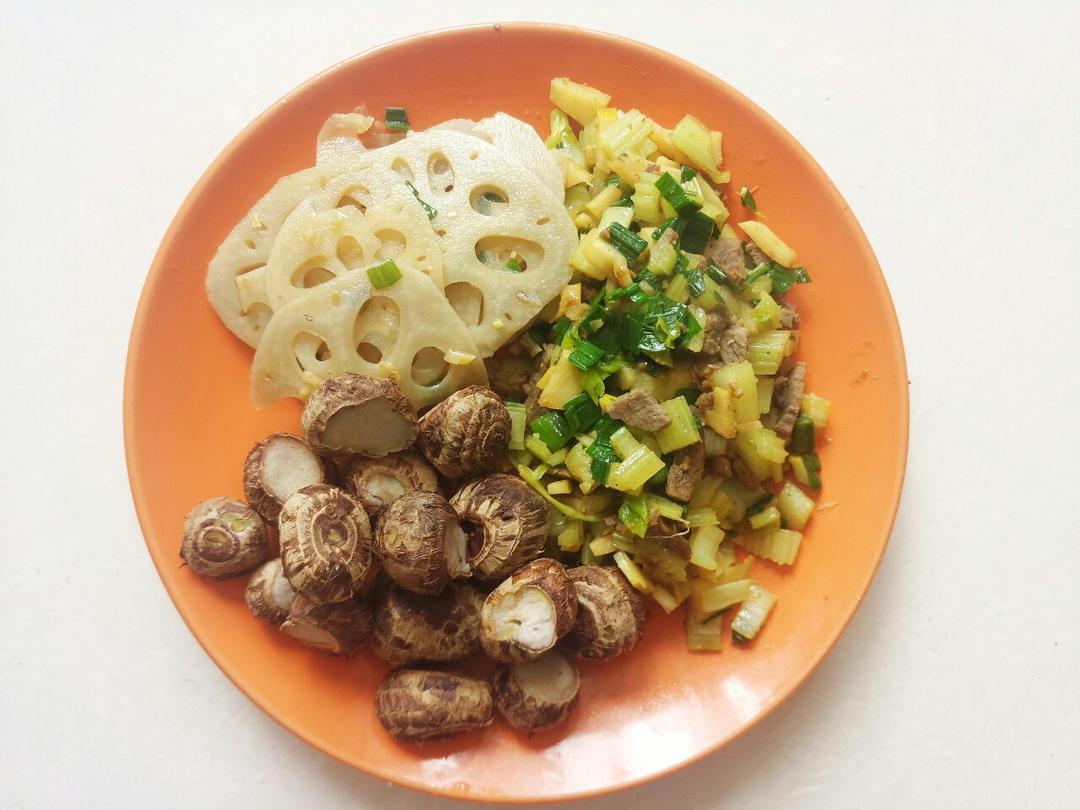 【健康三餐】鱼肉末炒西芹