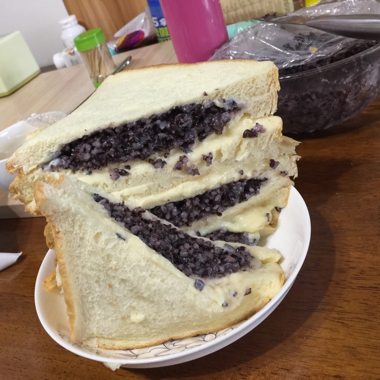 紫米卡仕达酱蛋糕