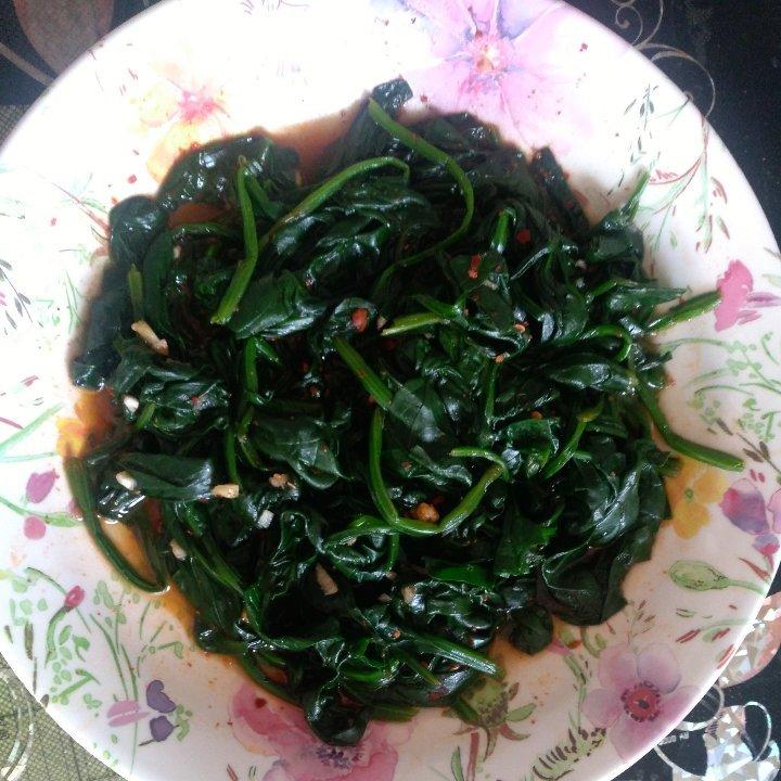 凉拌菠菜