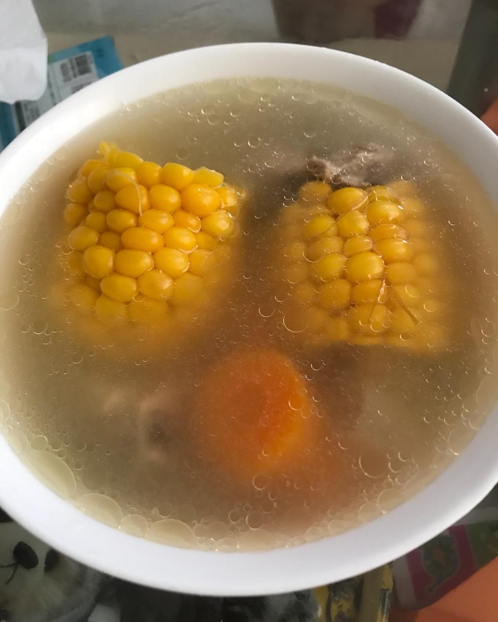 排骨玉米汤