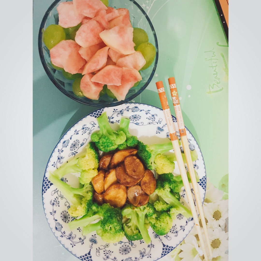 杏鲍菇扣西兰花