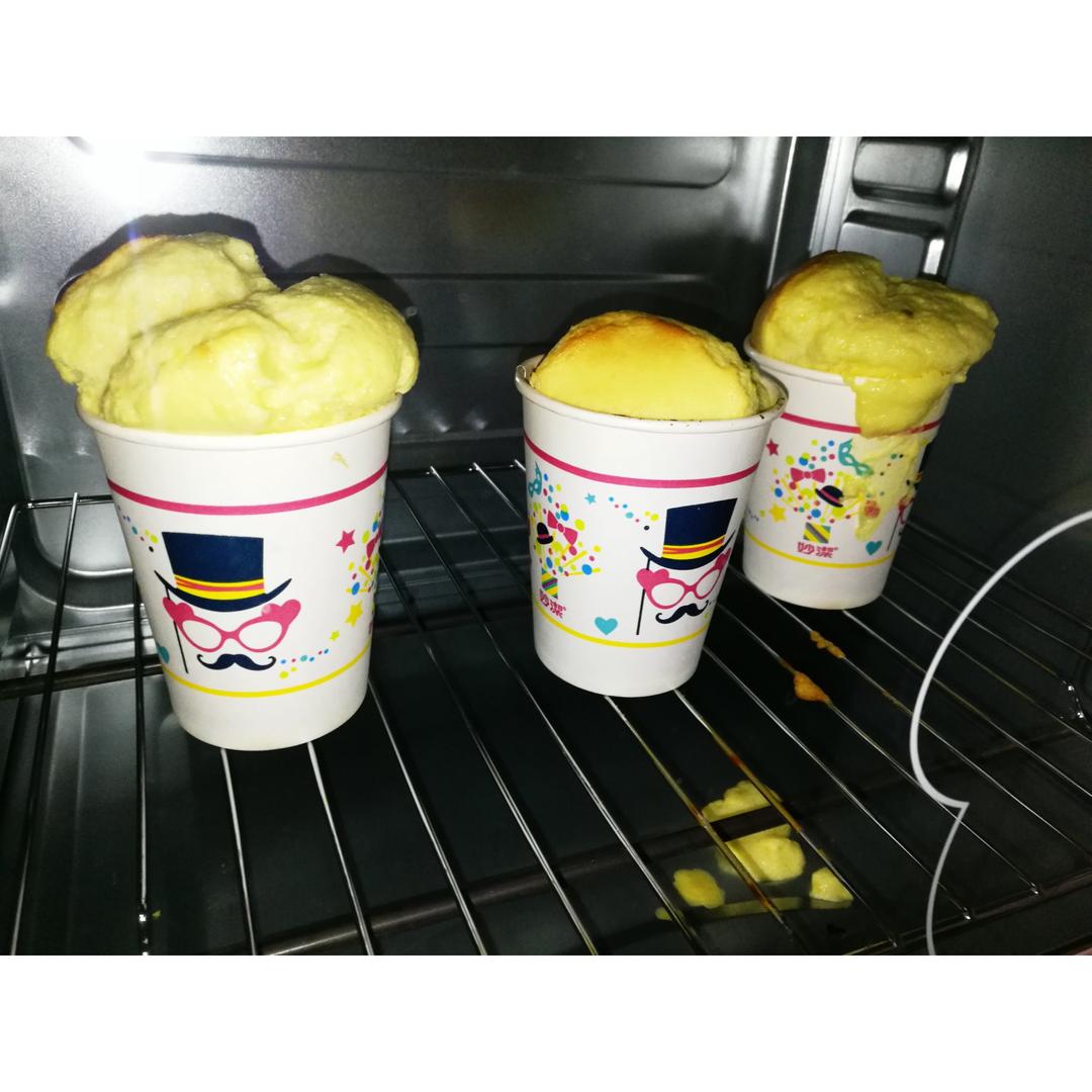 烤箱做蛋糕（戚风蛋糕的做法）