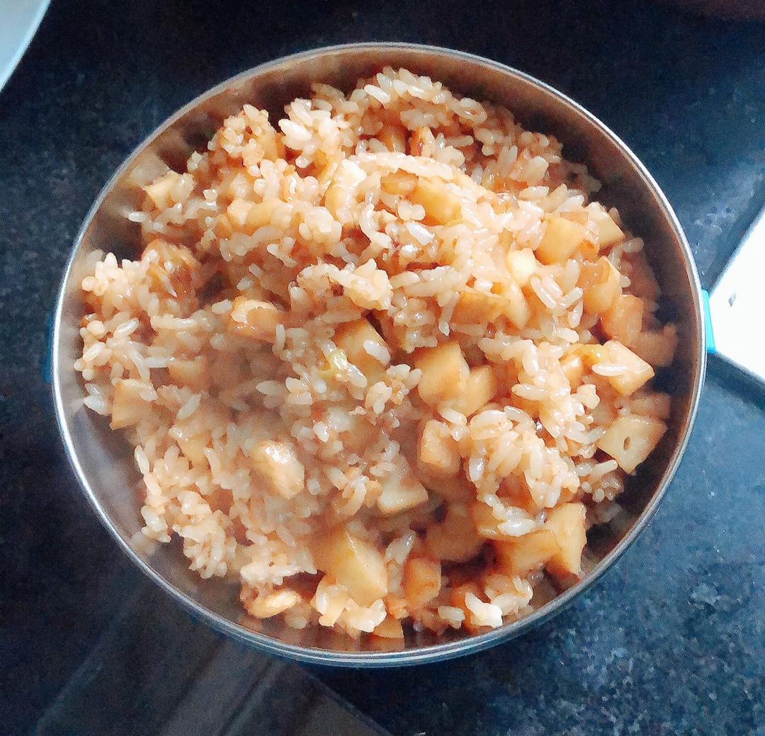 好吃到停不下来的酱油蛋炒饭