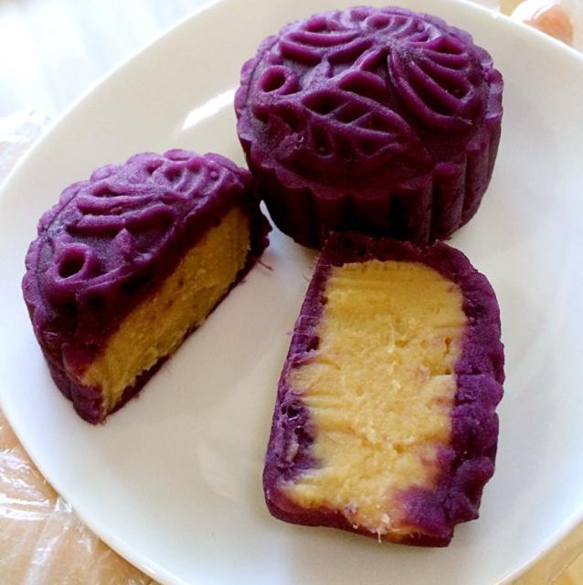 紫薯莲蓉月饼的做法