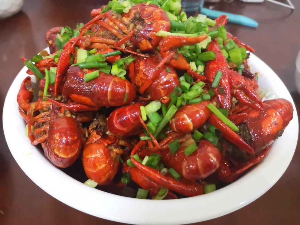 超级简单的麻辣蒜香小龙虾