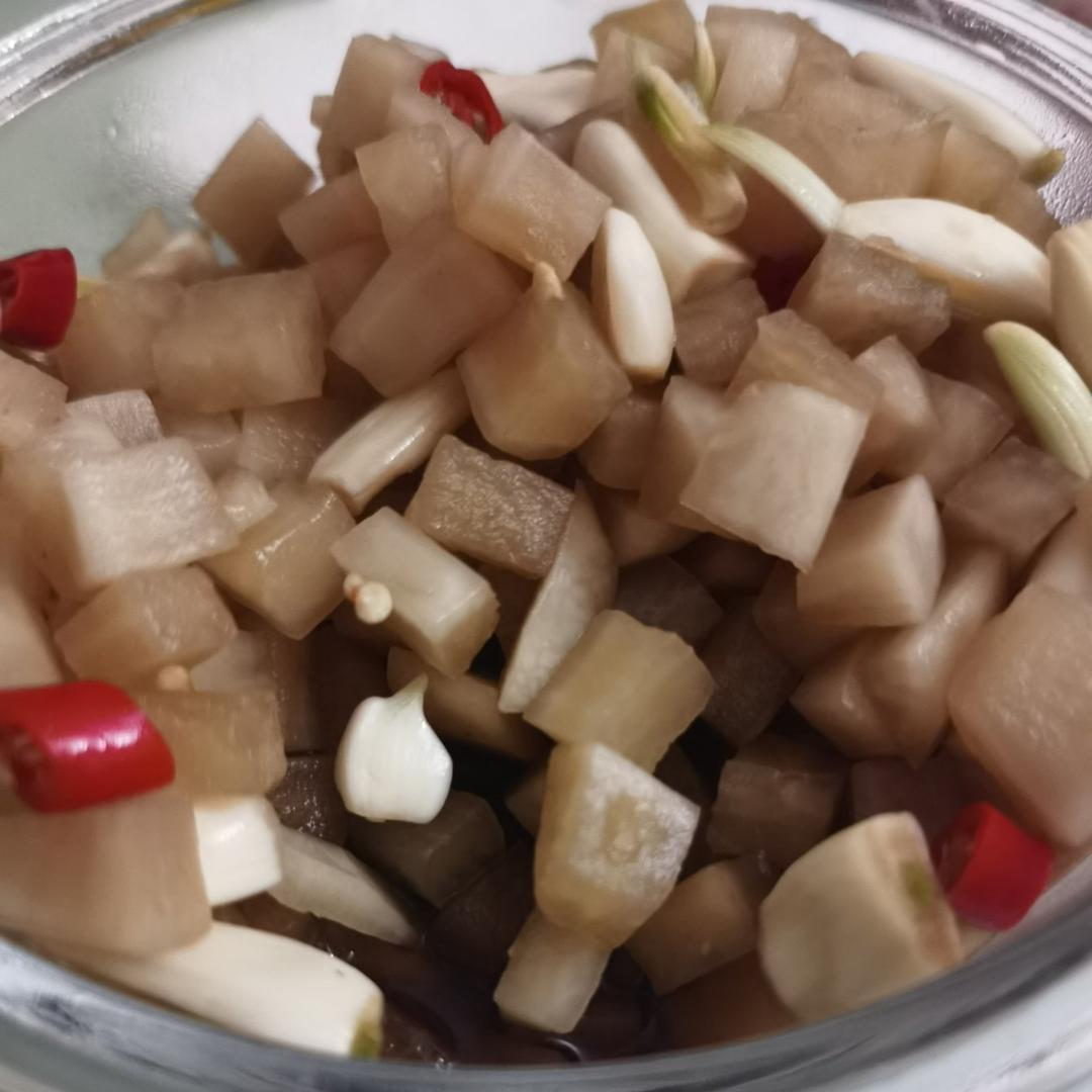 酸辣萝卜