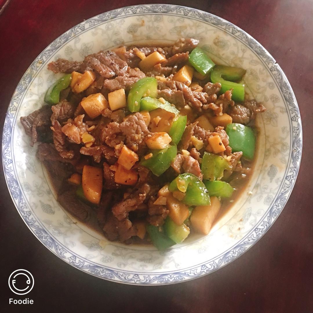 黑椒杏鲍菇牛肉粒