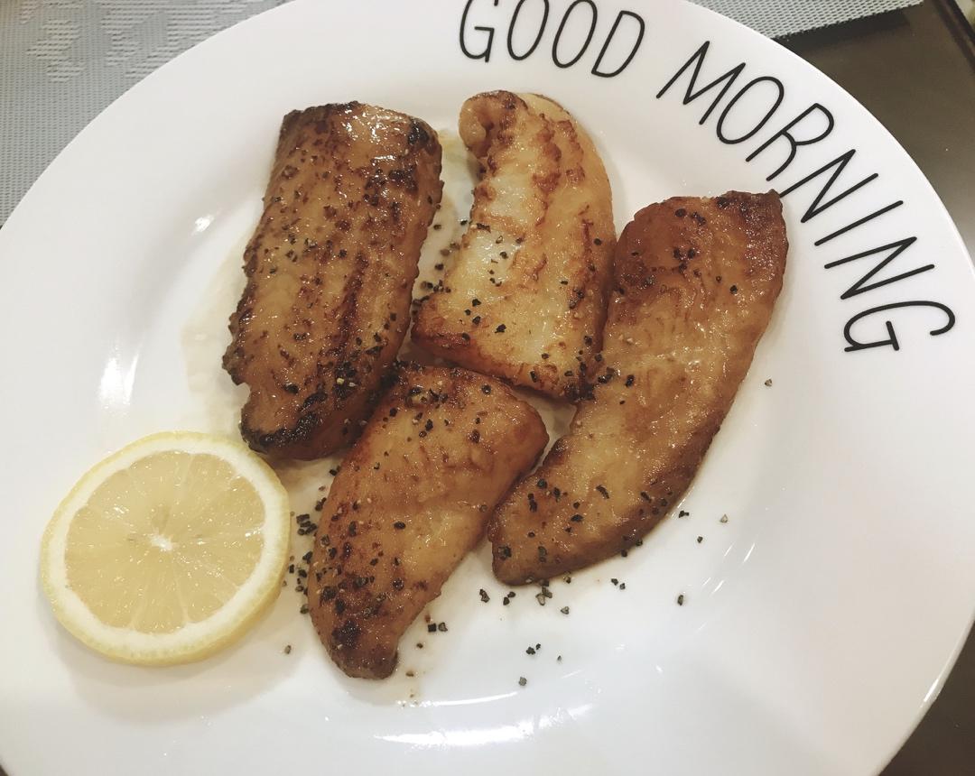 香煎巴沙鱼柳（木有厨艺也能做的好吃～）（小情调）