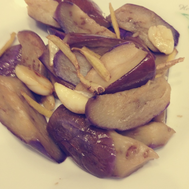 酱香肉末烧茄子