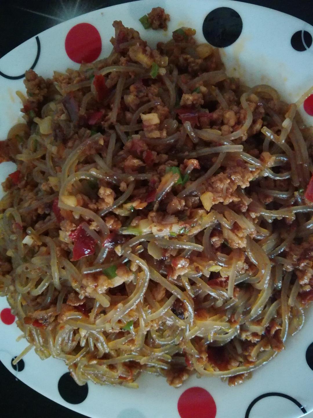 蚂蚁上树（红薯粉）