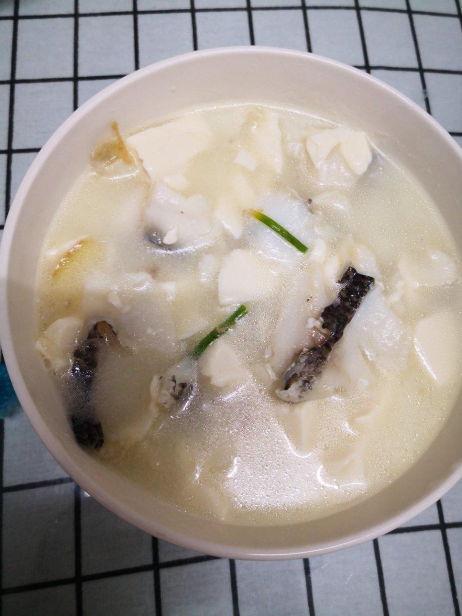 黑鱼豆腐汤