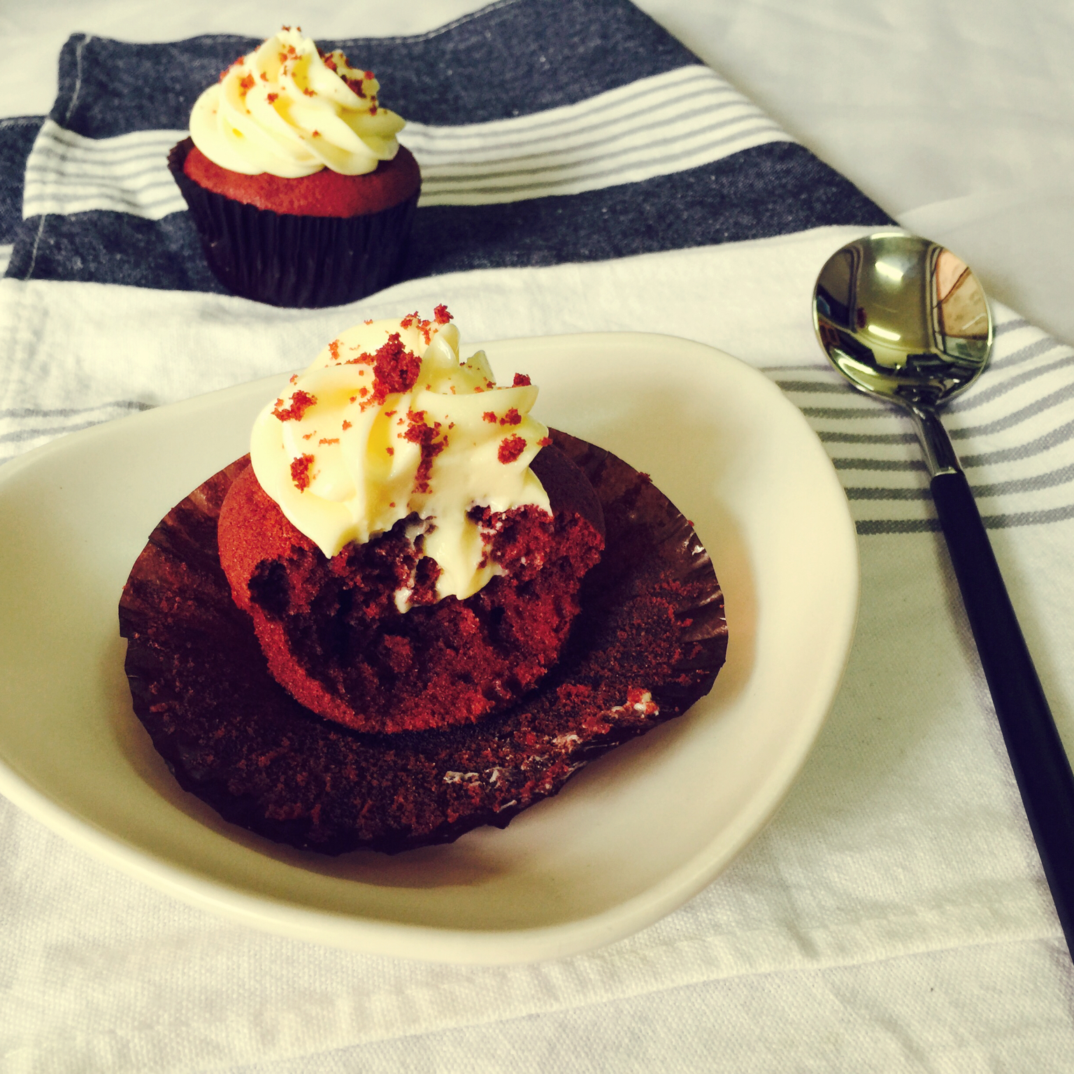 传统红丝绒杯子蛋糕（极软无泡打粉）Red velvet cupcake