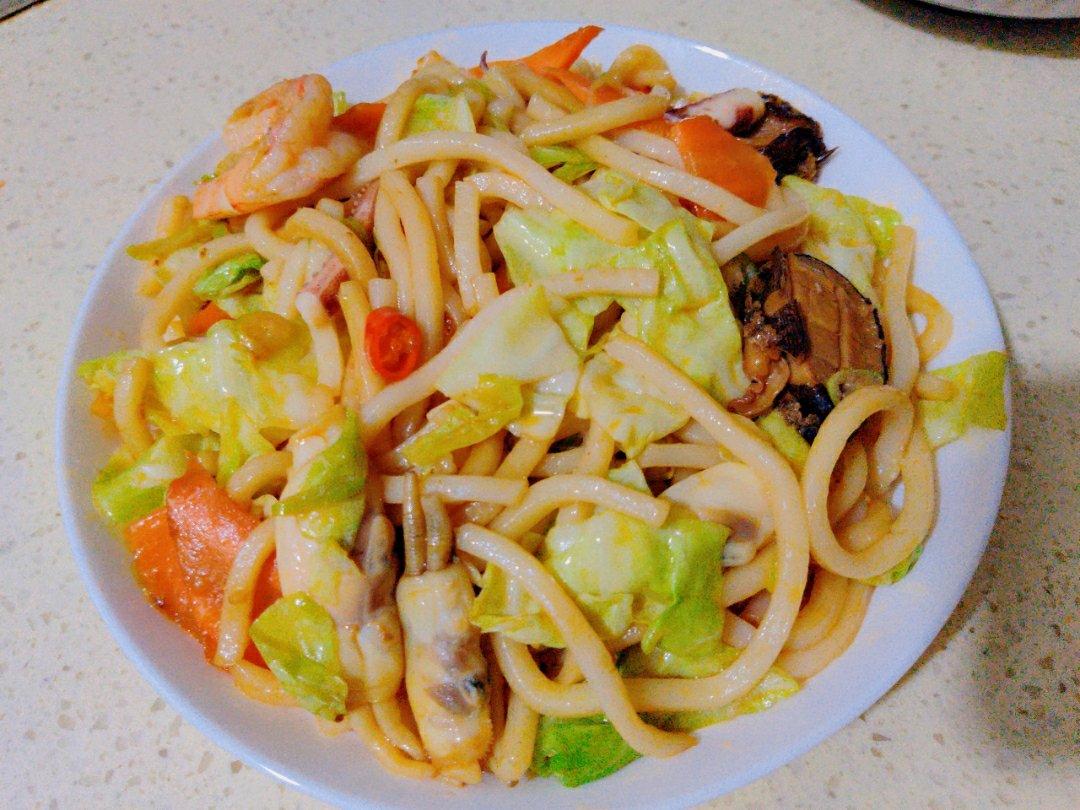 海鲜炒乌冬面