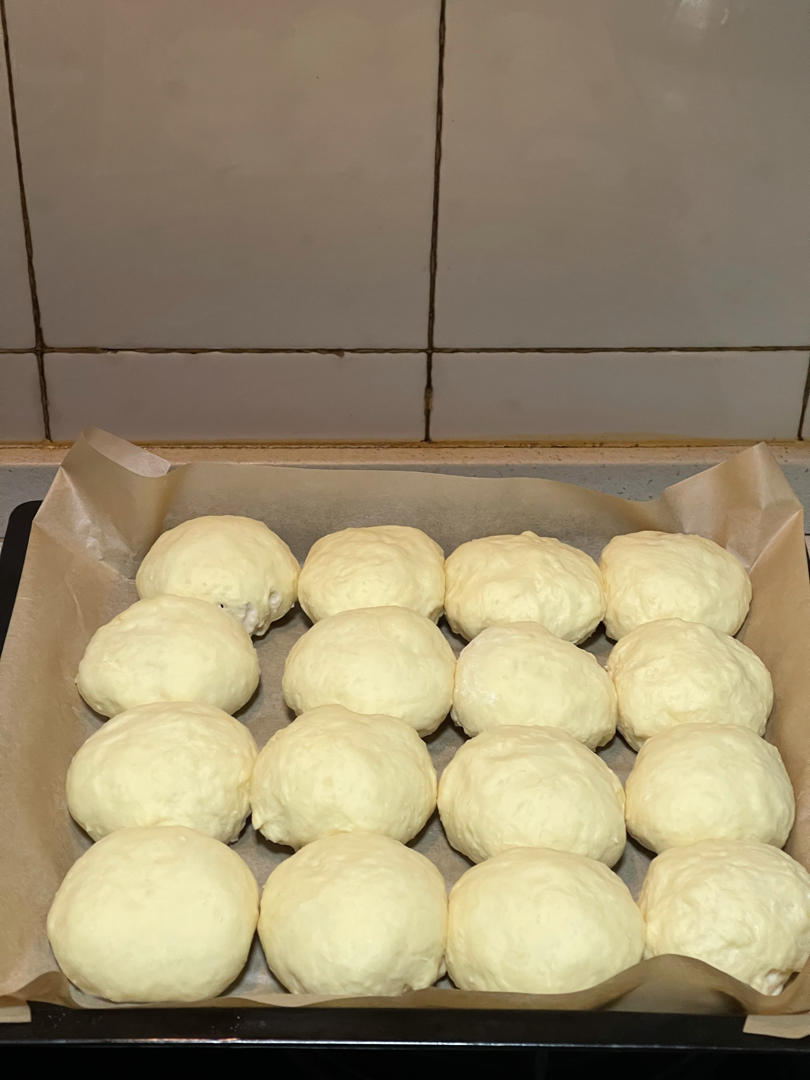 汤种肉松沙拉小面包