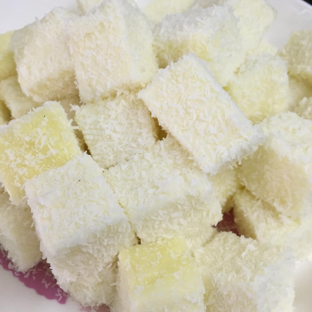 完胜85度C牛奶椰丝小方