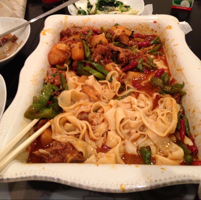 正宗新疆大盘鸡