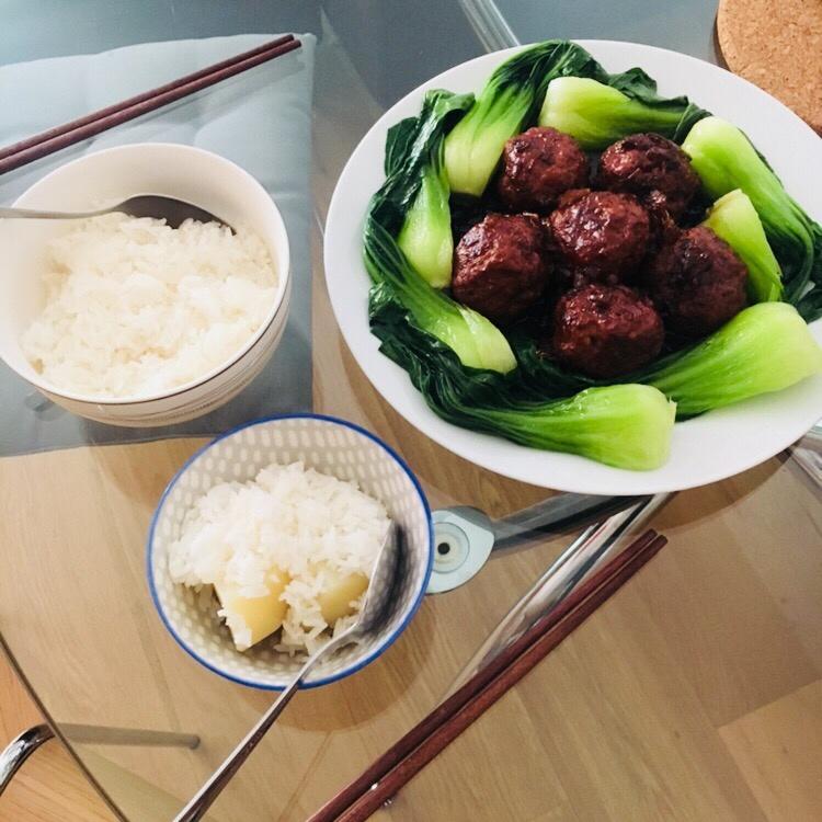 秘制红烧狮子头