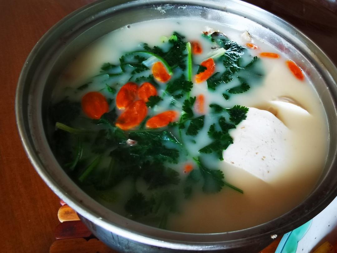 鱼头豆腐汤